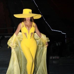 Meet your Posher, Ravyn